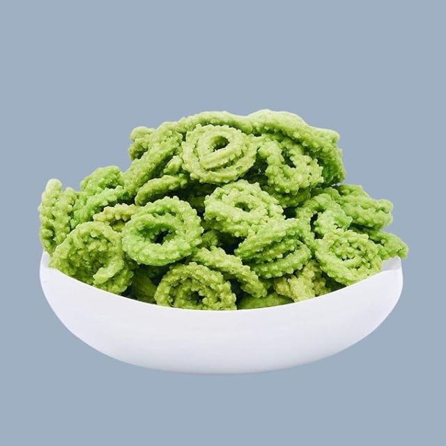 Palak Murukku | Crispy Spinach Chakli | 300g (Pack of 2 x 150g) | Tea Time Snack | Crunchy Rice Snack with Lentils & Spices | Traditional Kerala Murukku