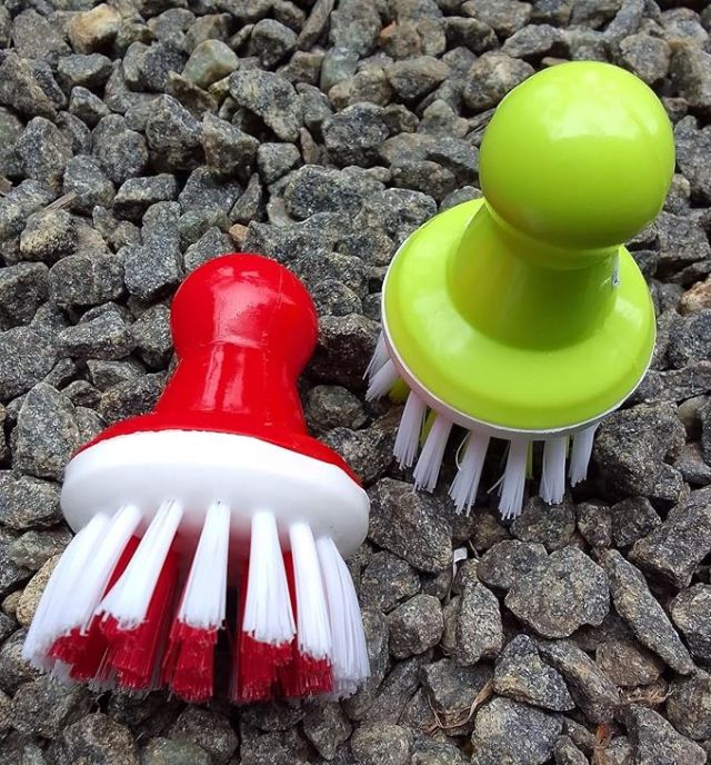 Wash Basin and Kitchen Sink Cleaning Brush (Multicolor)2 Pieces